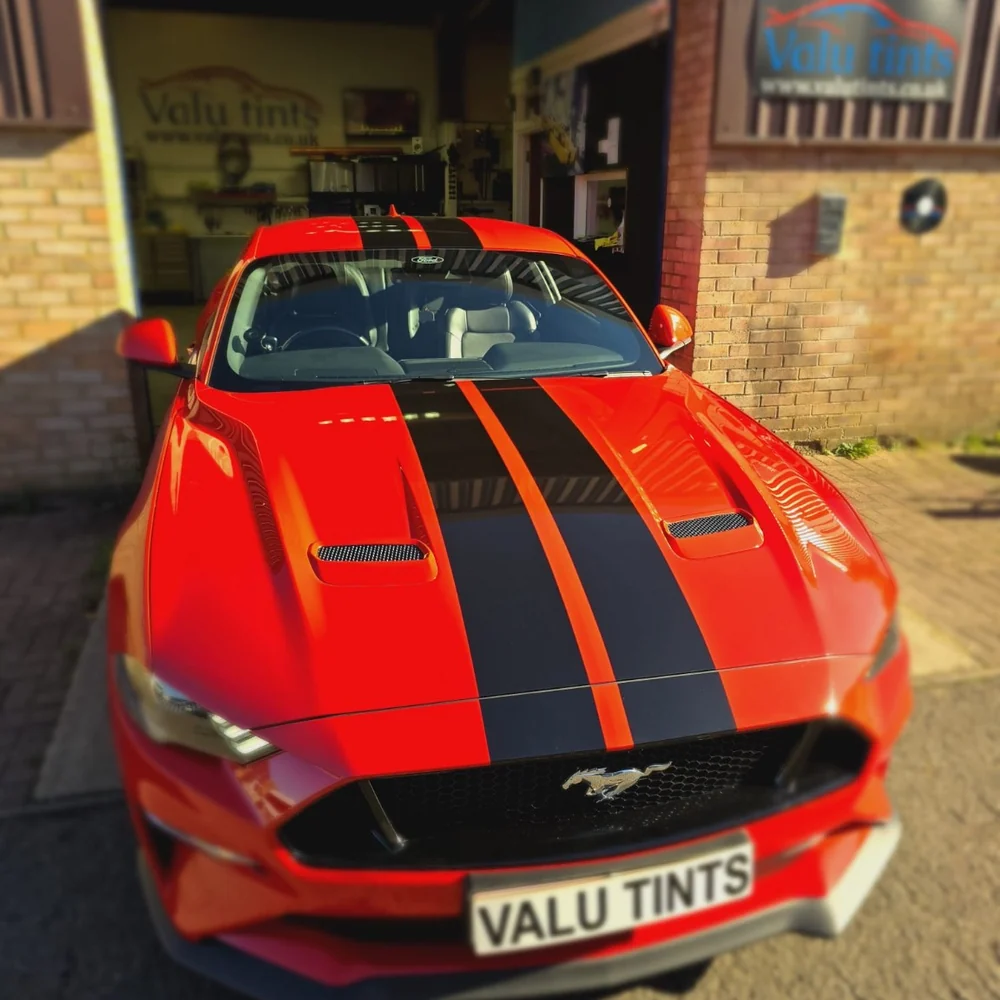 Ford Mustang stripe styling - front